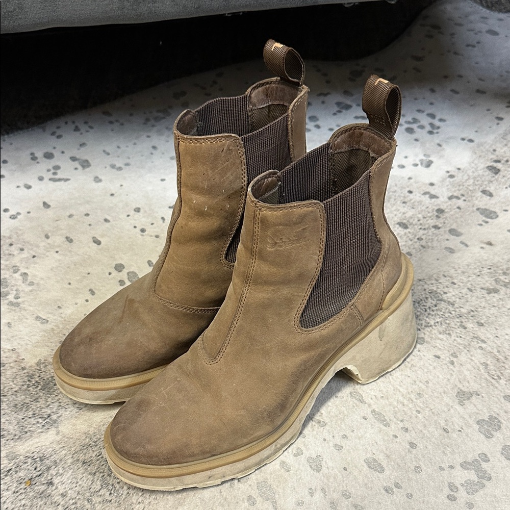 Sorel Brown Chelsea Boots